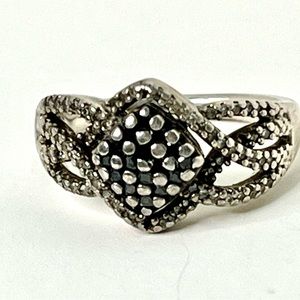 Vintage 60’s Marcasite Sterling Silver Ring Size 6 3/4. Please view size on pic